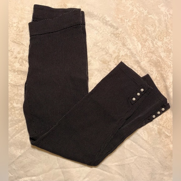 89TH & MADISON Polka Dot Pants w/ Pearls - Picture 4 of 5